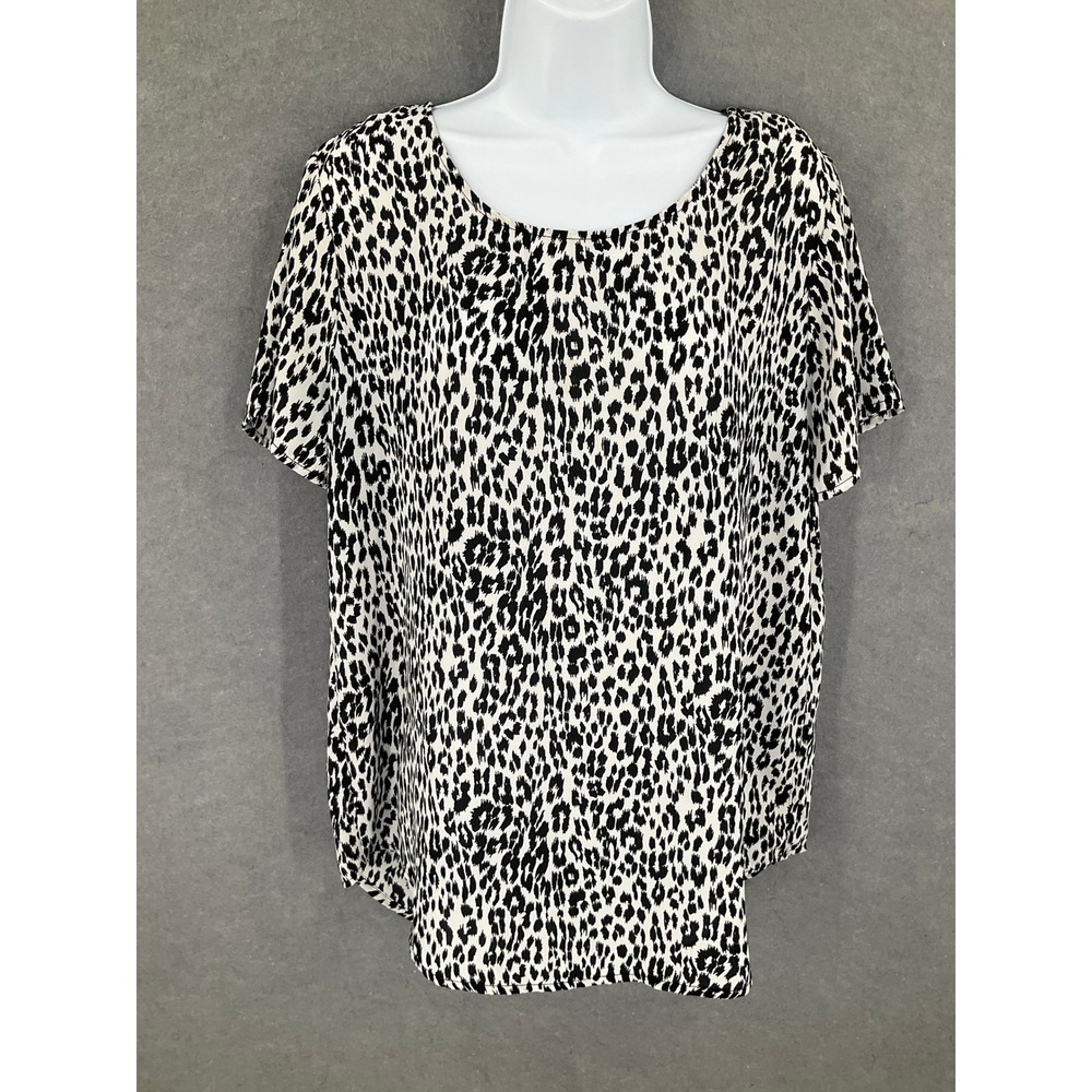 Chelsea &‎ Theodore Animal Print Top Short Sleeve Sz L Professional Office Churc